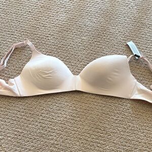 Victoria's Secret Light Pink Bra